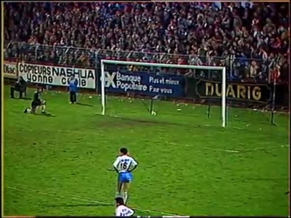 AUXERRE - BORDEAUX  - 1984 - SAISON 1984/1985 -