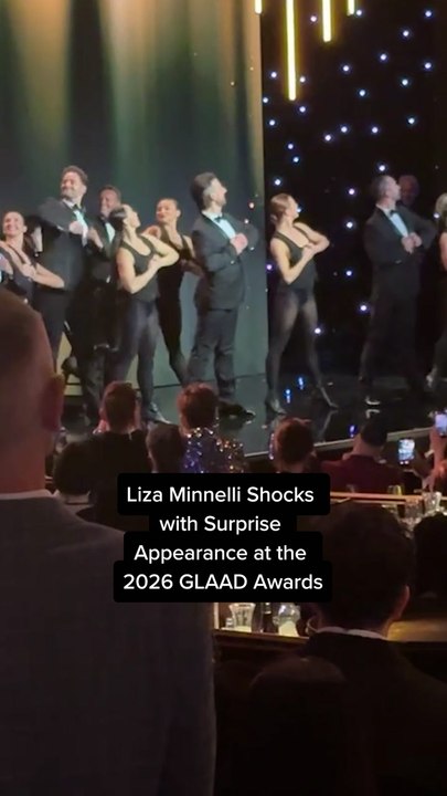 Liza Minnelli Shocks with Surprise Appearance a...