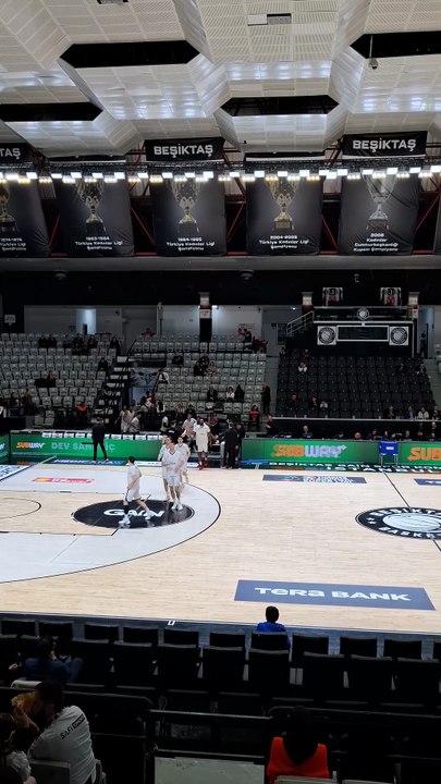 Beşiktaş'ım Geliyor - Beşiktaş v Yukatel Merkezefendi - Türkiye Sigorta Basketbol Süper Ligi 21. Hafta