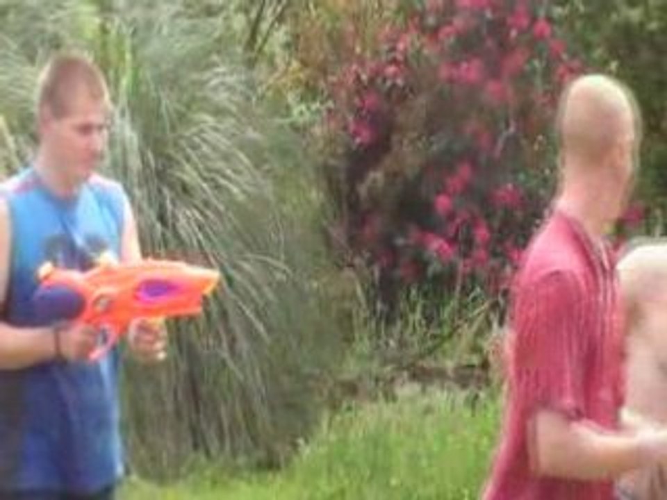 MOV012