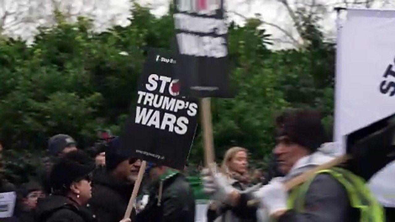 Demonstrators in London march against Iran war