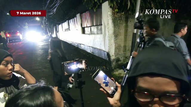 Suasana Rumah Duka Vidi Aldiano, Dion Wiyoko hingga Armand Maulana Datang Melayat