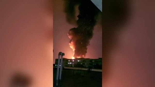 Missili israeliani colpiscono depositi di petrolio vicino a Teheran