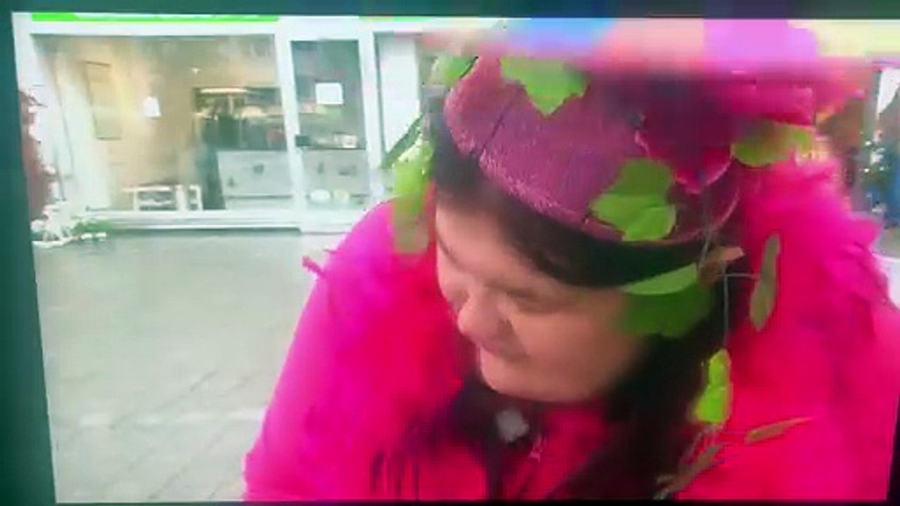 RTL+ Test. I Domes Schokobrunnen platzt