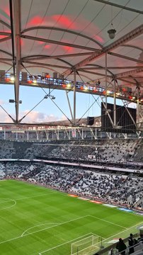 Azıcık Efendi Ol Saygı Duy Büyüğüne - Beşiktaş v Galatasaray - Trendyol Süper Lig 25. Hafta