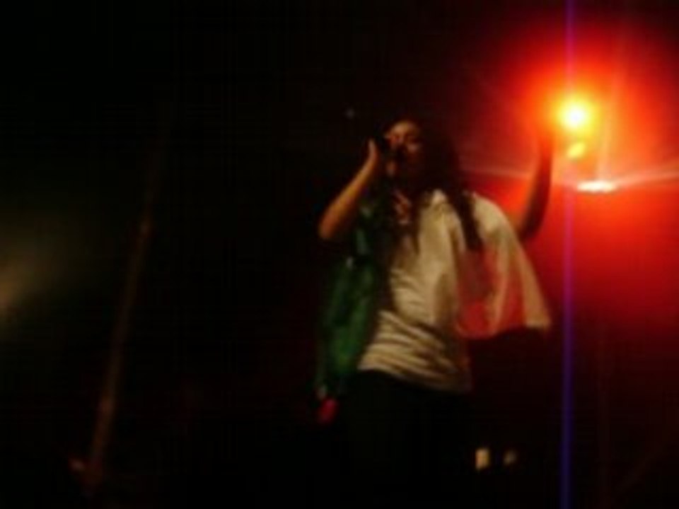 Amel Bent à la Cigale Sawah