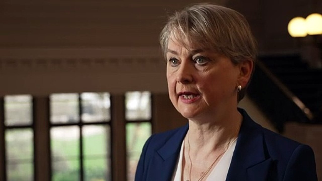 Foreign Sec: We are working 24/7 to get stranded Brits home