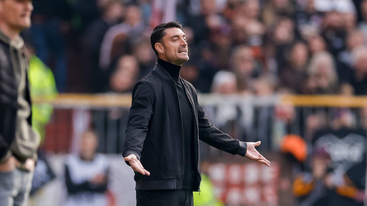 Riera: 'Die Spieler sagen: Coach, du verlangst viel'