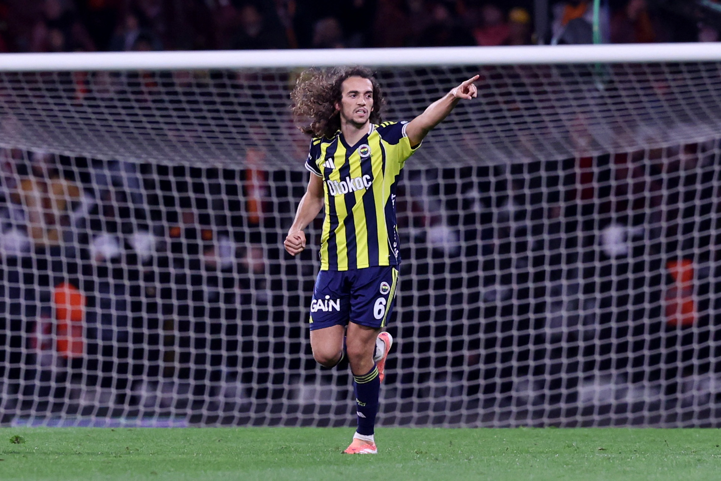 Süper Lig : Guendouzi et Chérif sauvent Fenerbahçe contre Samsunspor !