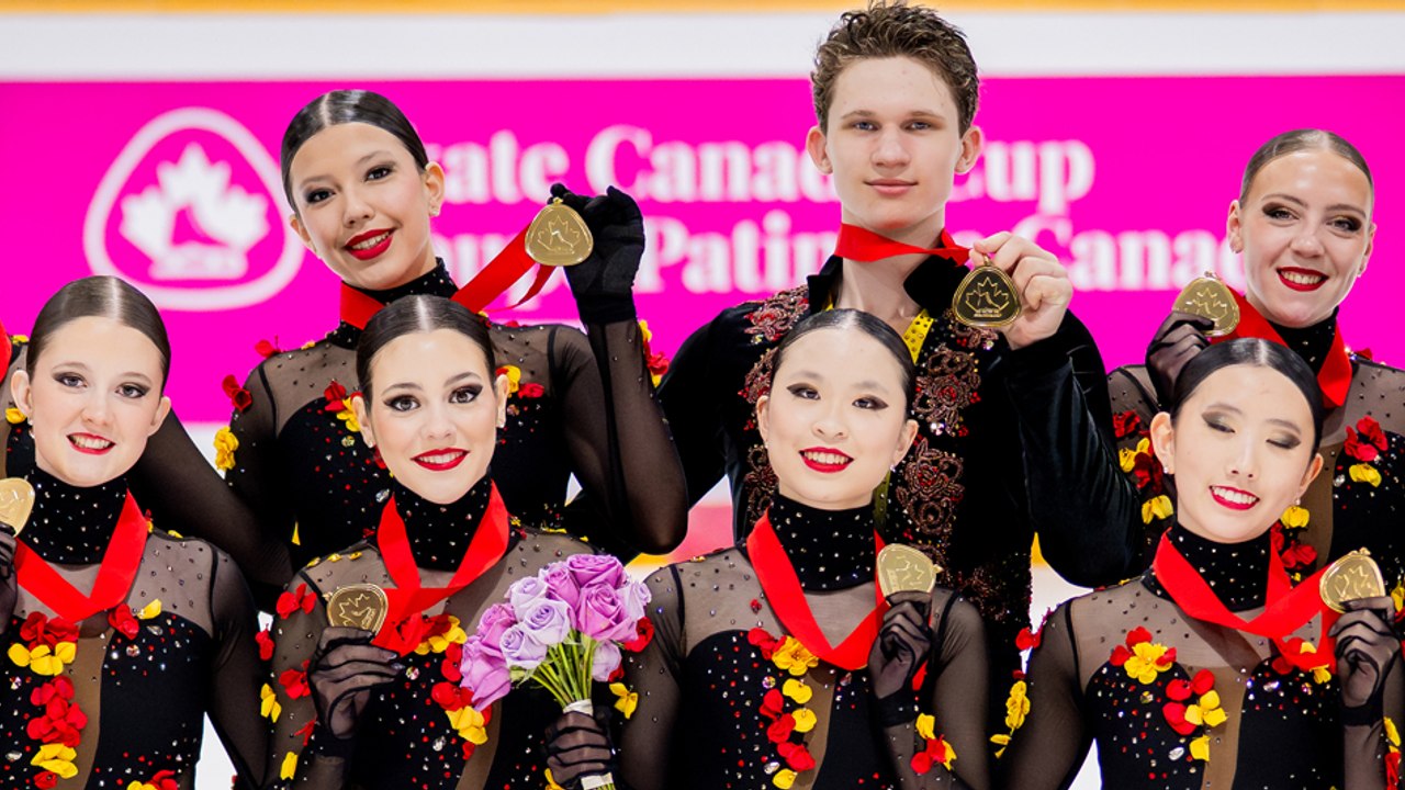 Victory Ceremony - 2026 Skate Canada Cup / Coupe Patinage Canada 2026
