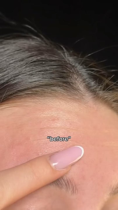 ✨ K-Secret Eye CreamUn soin contour des yeux conçu pour hydrater, lisser et illuminer le regard.  Sa formule aide à réduire l’apparence des ridules, des cernes et des signes de fatigue pour un regard plus frais et reposé.