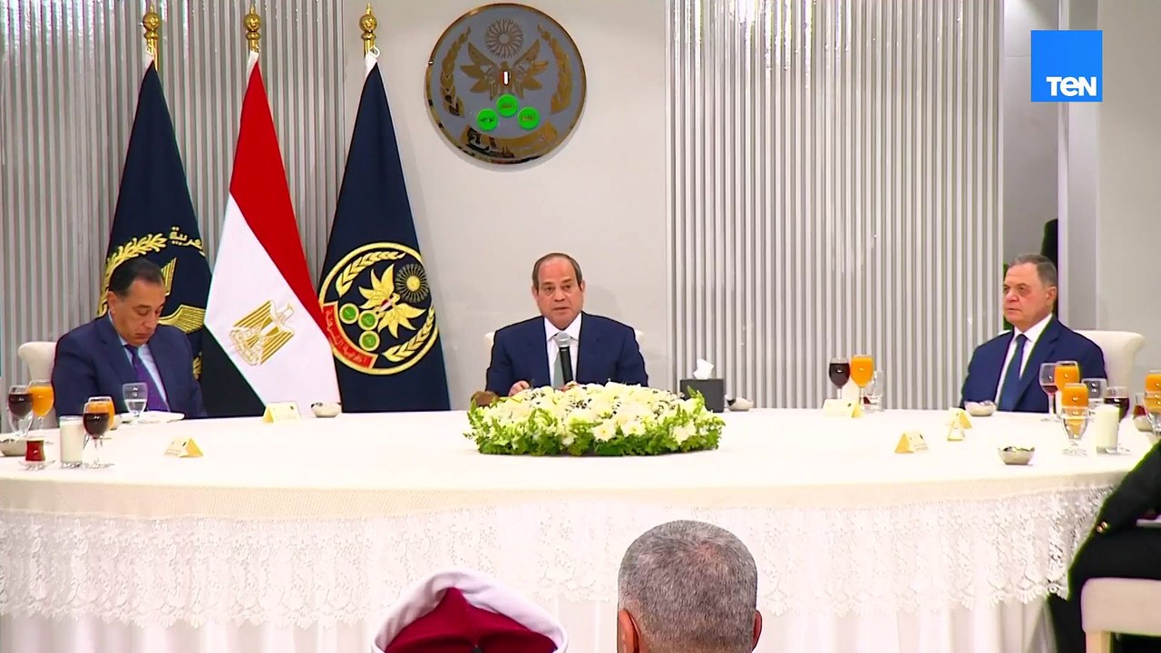 الرئيس السيسي: خلال الـ 15 سنة اللي فاتت شفنا دول بتقع وبتتخرب