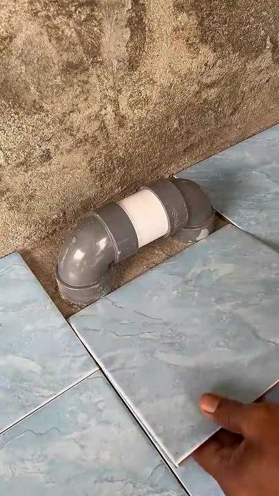 Perfect Ceramic Tiles fitter mason