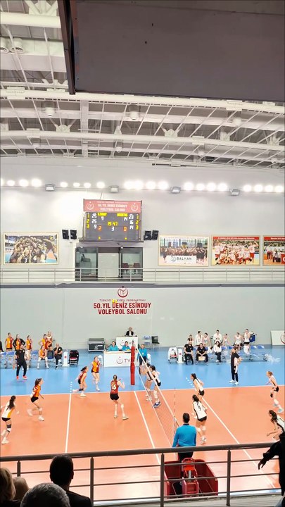 Üçüncü Set Sonucu - Beşiktaş 25-17 Galatasaray - Genç Kızlar Süper Ligi 12. Hafta