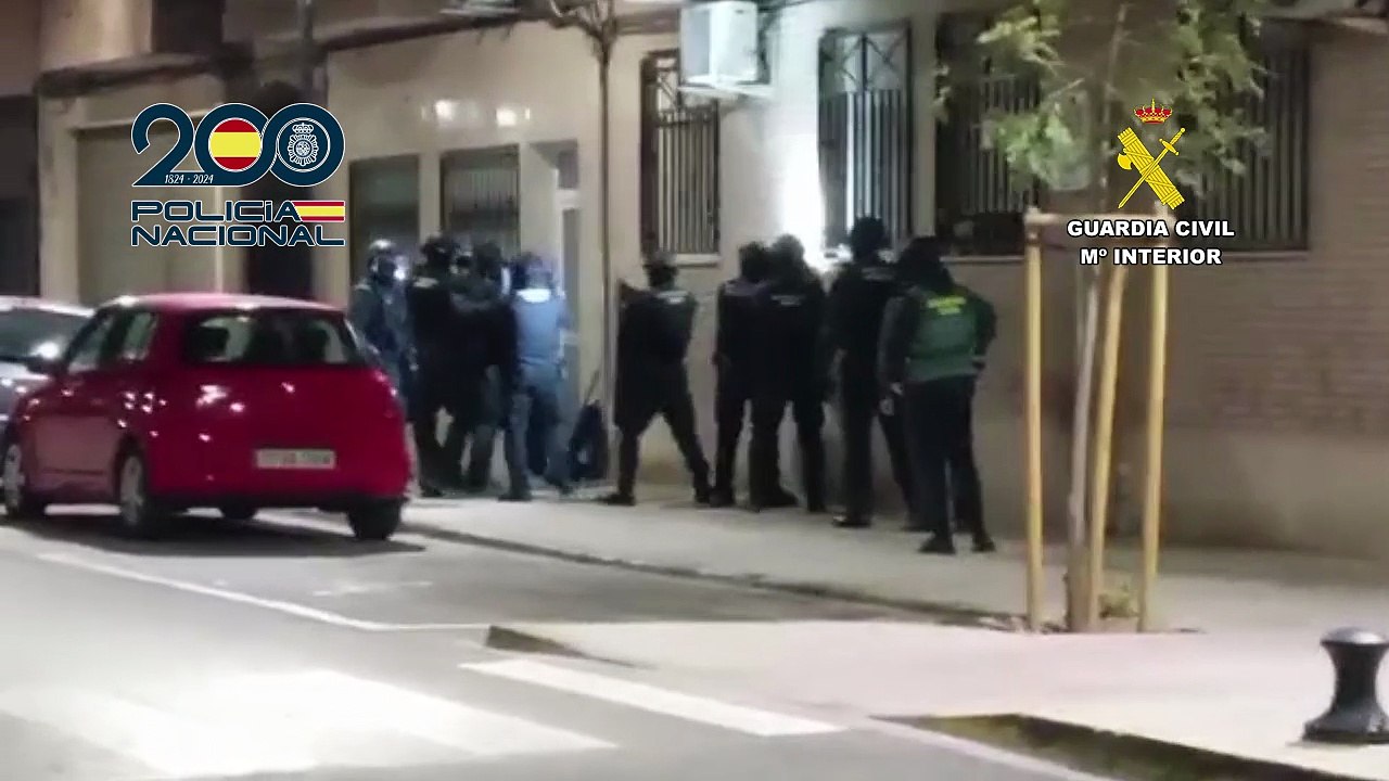 Desarticulado un grupo criminal por perpetrar dos robos con explosivos en cajeros en Granada