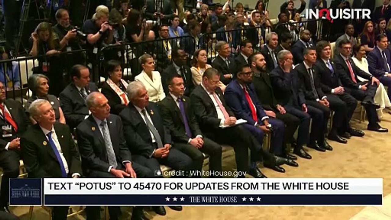 Trump's Infamous Handshake Move Fails With Paraguay's Leader — And Netizens Are Having a Field Day