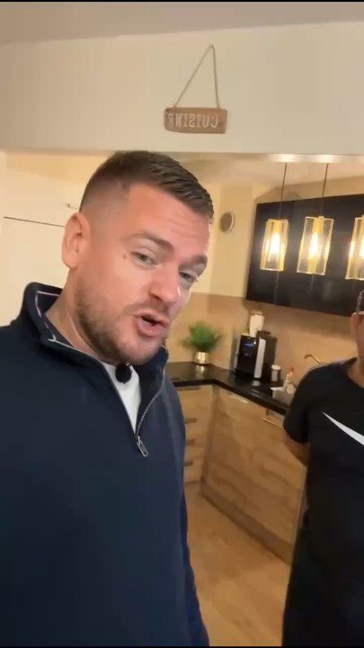 J’apprends mes cris à un gitan 😂