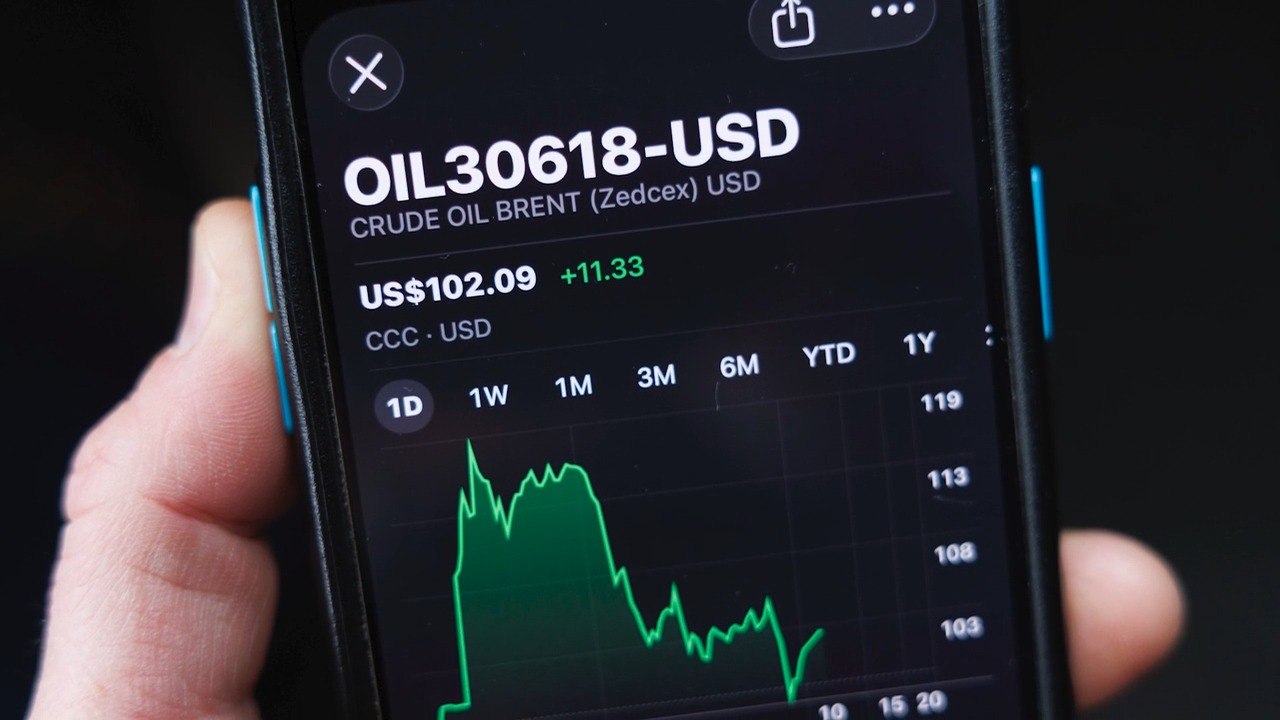 Has conflict in the Middle East put Britain in an oil crisis?