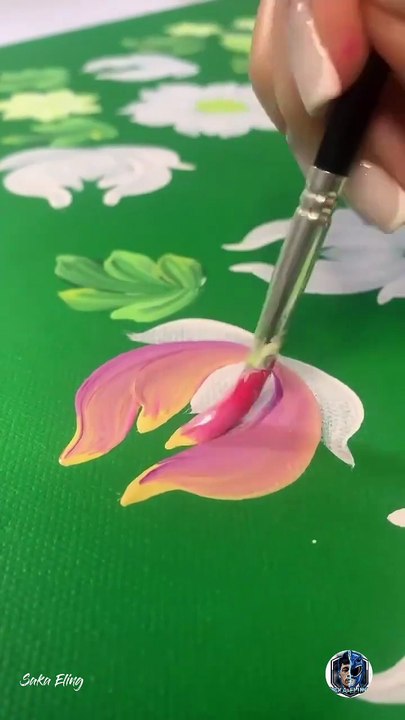How to Paint Vibrant Flowers Like a Pro