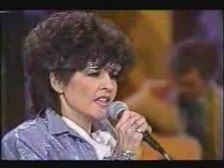 Donna Fargo - Don't Be Angry With Me Darling (1)