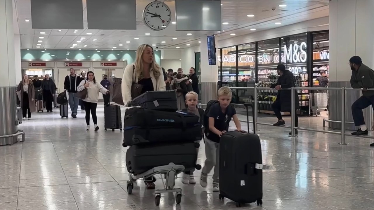 UK opens Dubai charter flight bookings for Britons affected by Middle East airspace disruption