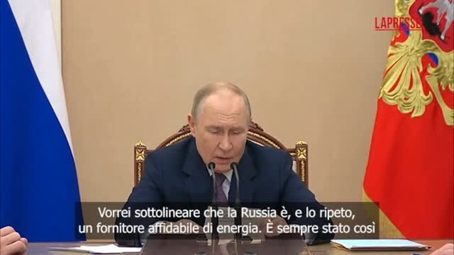 Iran, Putin: «Pronti a collaborare con europei per forniture petrolio e gas»