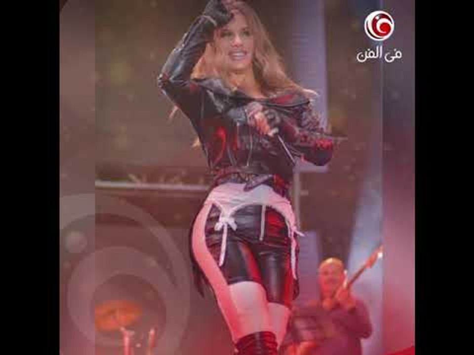 FilFan | نظرة على أغرب إطلالات الفنانات في 2019