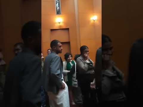 تحية نيقولا معوض ودياموند بوعبود للمخرجة مريم الحاج بعد عرض متل قصص الحب بمهرجان القاهرة السينمائي