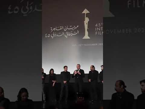 محمود حميدة يرد على انتقادات عرض مسلسل في مهرجان سينمائي بعد العرض الأول لمسلسل موعد مع الماضي