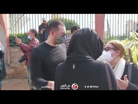 دنيا سمير غانم ومعز مسعود ووفاء عامر ومنى عبد الغني وياسمين الخيام في جنازة الفنانة سهير البابلي