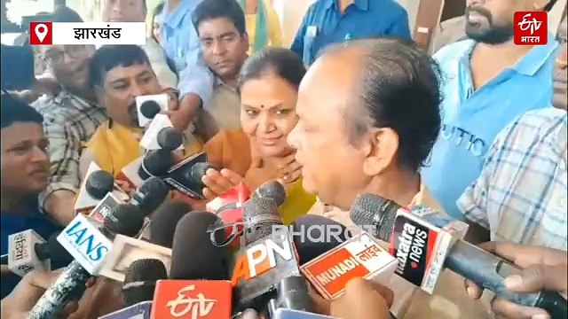 गैस सिलेंडर की किल्लत पर केंद्र सरकार पर आक्रामक हुई कांग्रेस, इरफान अंसारी ने कहा- विदेश नीति पूरी तरह चौपट