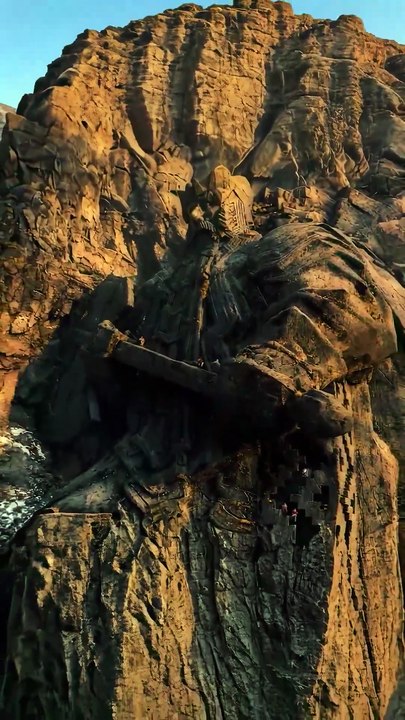 The Hobbit Movie in Vertical #thehobbit #lordoftherings #film #movies #cinema #lotr