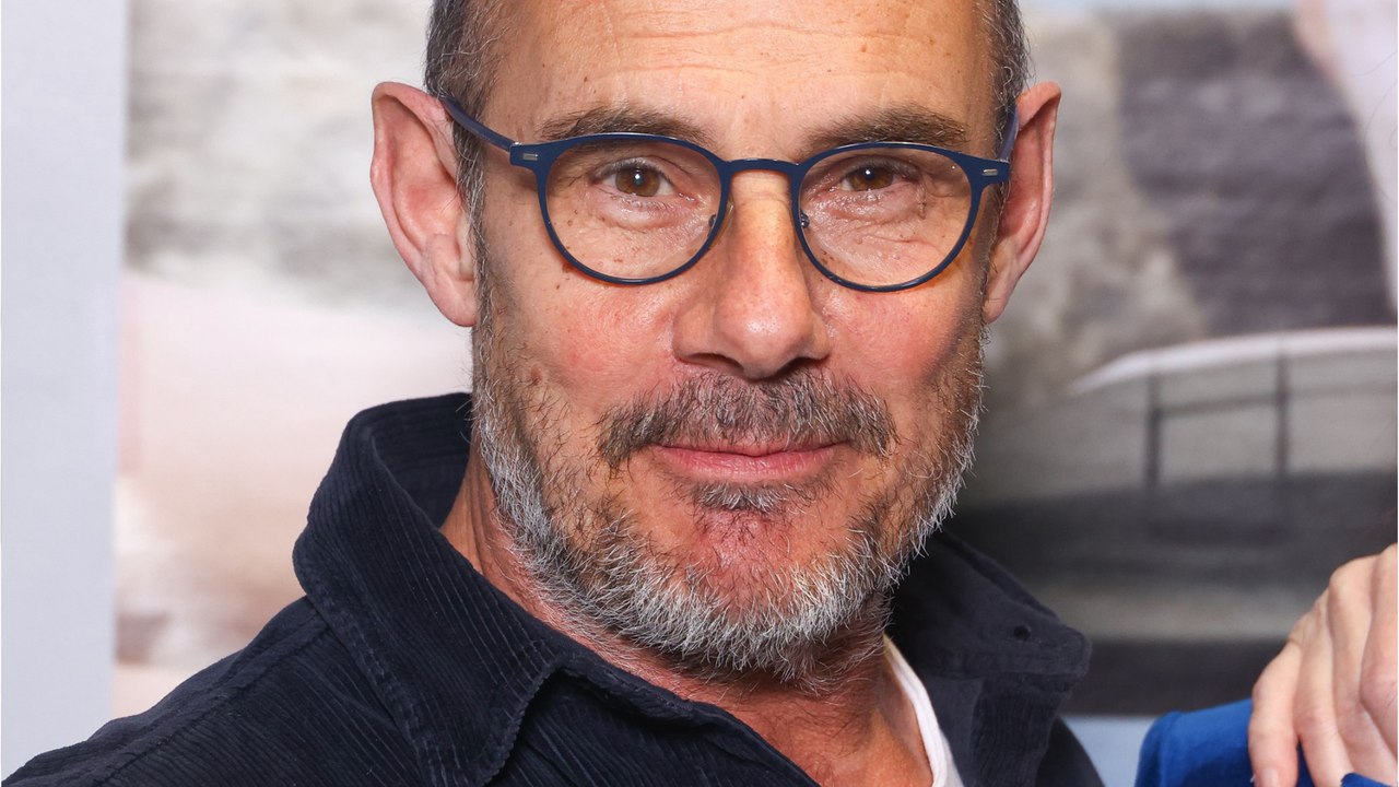 FEMME ACTUELLE - "J’ai plongé une bonne année dans différentes drogues" : Bernard Campan sans filtre sur ses addictions à l’époque des Inconnus