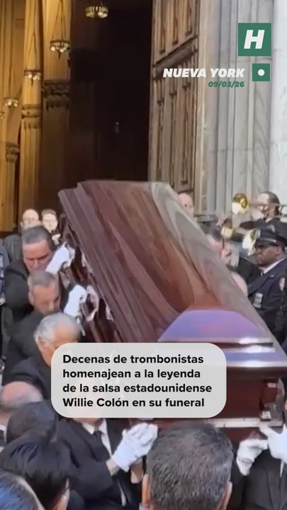 Decenas de trombonistas homenajean a la leyenda de la salsa estadounidense Willie Colón en su funeral