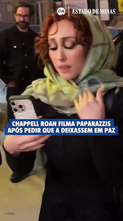 Chappell Roan expõe paparazzis após insistência por fotos