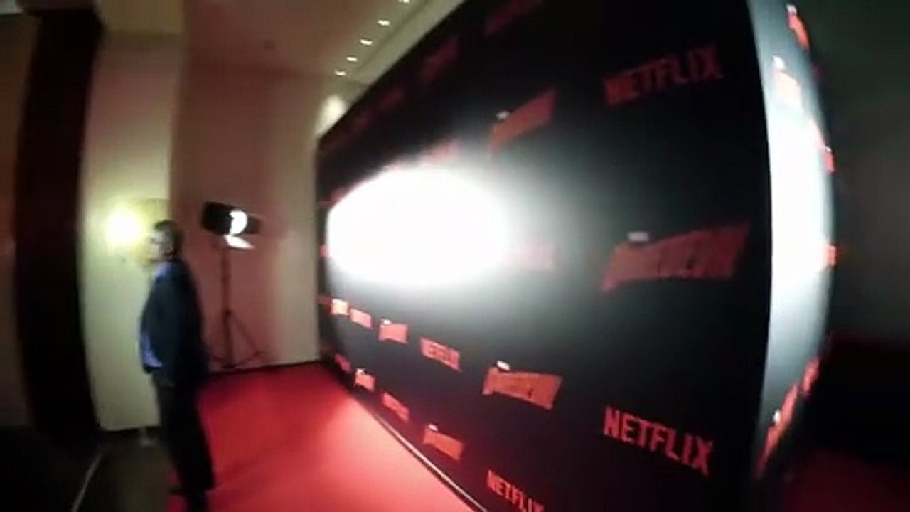 Daredevil Season 2: Cast Interview w/ Charlie Cox, Elodie Yung, Jon Bernthal [Netflix TV Series]