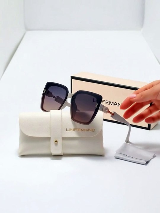 LINFEMAND Oversized Decorative Sunglasses, stylish unisex fashion accessory perfect for outdoor use, photography, and trips. A great surprise gift for summer holidays, beach days, travel, and outdoor activities.