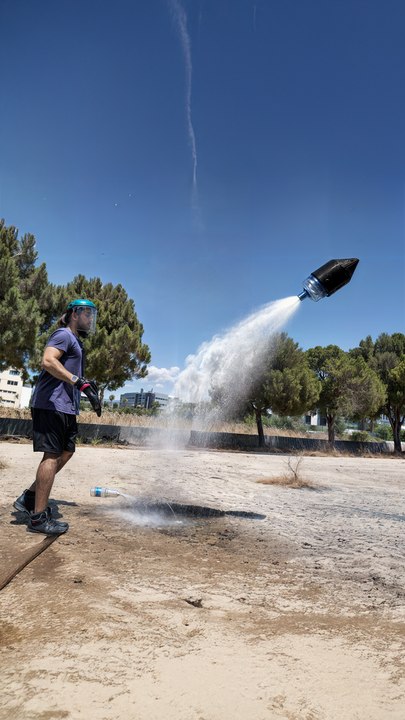 Explosive Bottle Rocket DIY Test
