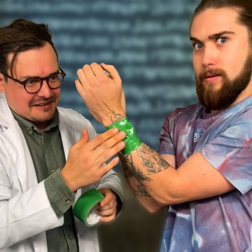 Can Archie escape the sticky trap? Exploring TikTok's wild escape tactics