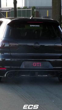 Sportscars Accelerating!