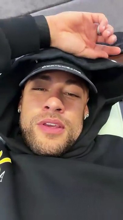 "Tenho que ter saco": Neymar lamenta pressão e ausência em jogo do Santos