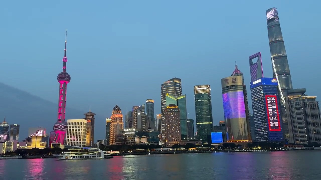 I Flew From Japan to China Alone