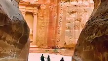 Exploring the Lost City of Petra Jordan - The Treasury Cinematic
