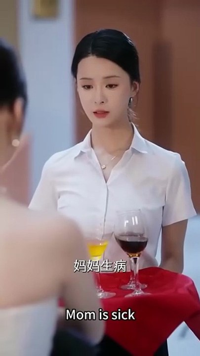 Knowing that he was cold and ruthless to his fiancée, she simply recklessly used herself as bait to approach step by step, everyone was waiting to see her being torn apart and swallowed by this master