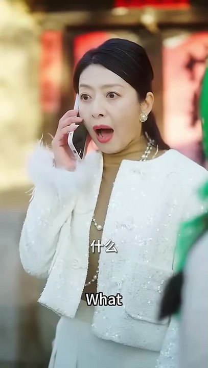 At the end, the ancestor of the wealthy family learned that her descendants were all mutilated by scum, she couldn't sit still, and resolutely dressed as a real daughter, relying on the ability to share the voice of the whole family, she slapped her face