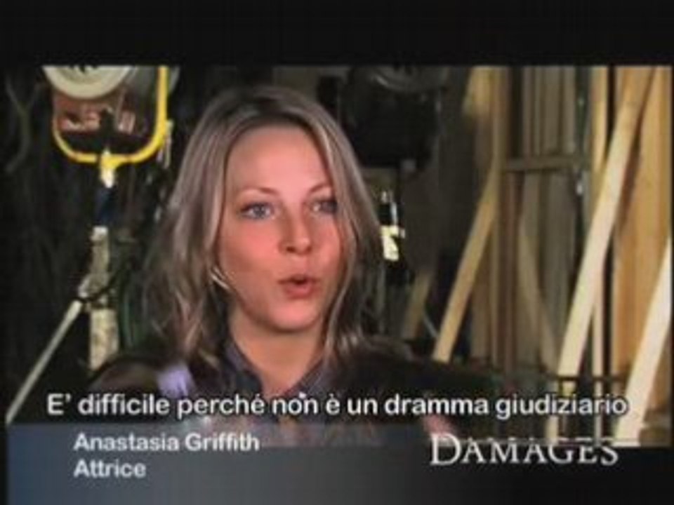Damages DIETRO LE QUINTE
