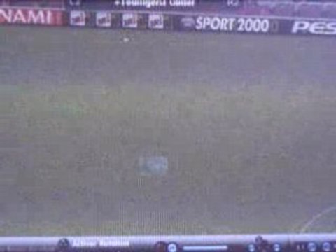 meilleur but pes 2008 (a plus de 65 metre) par une nana