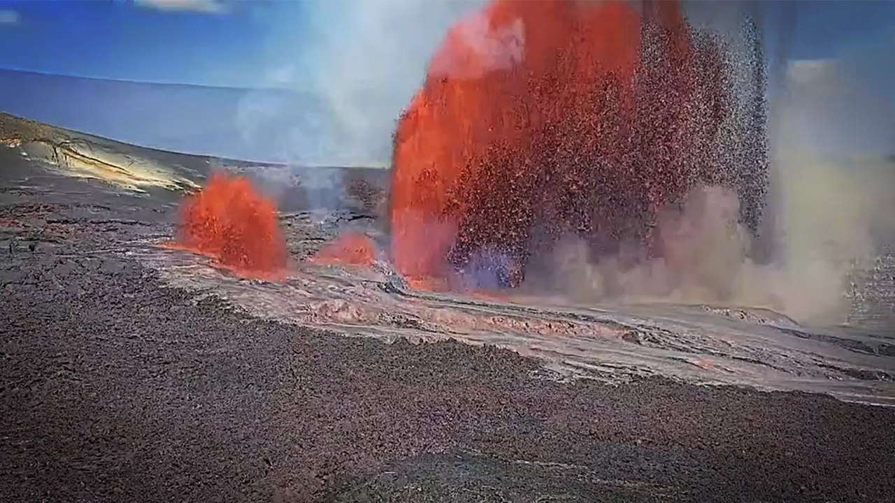 Hawaii'deki Kilauea Yanardağı yeniden lav püskürttü