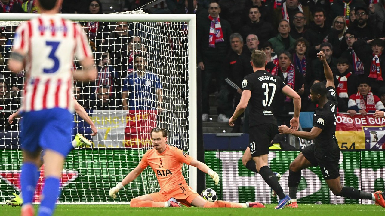 ស្ថានភាពរបស់ Spurs​ កាន់តែដុនដាបទាំងក្នុងលីគ និងក្នុងពានអឺរ៉ុប