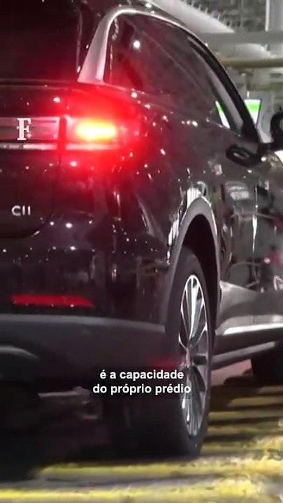 Conheça o tipo de carregador para carros elétricos que pode ser instalado em vagas de condomínios